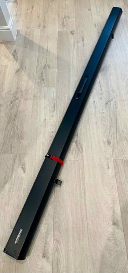 Photo of free Pull-up projector screen (Worlds End SW10) #4