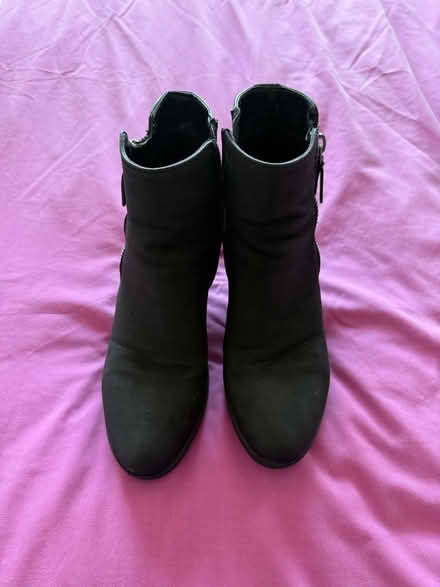 Photo of free Black ankle boots (New Brighton CH45) #2
