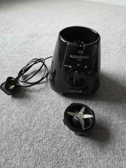 Photo of free Blender - base only (Tunbridge Wells N. TN4) #1