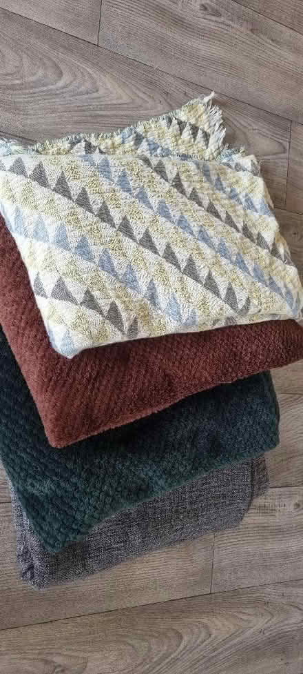 Photo of free 4 x Blankets/Throws (Penrith CA11) #1
