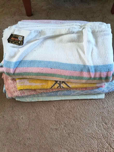 Photo of free Old bed covers (Menzieshill DD2) #1