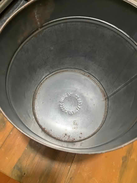 Photo of free old popcorn tin (sausalito) #1