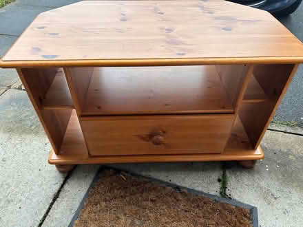 Photo of free TV corner unit (Denton M34) #1