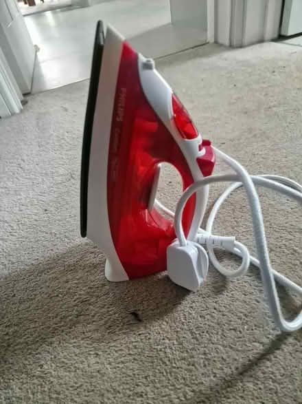 Photo of free Phillips iron (IP19) #1