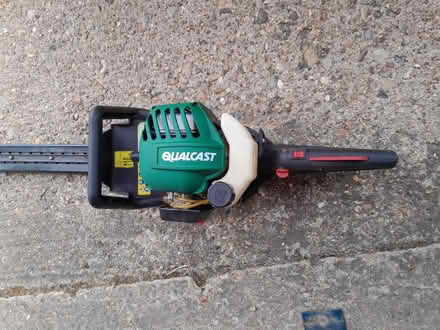 Photo of free Petrol hedge trimmer (Stevenage SG1) #2