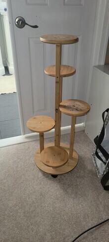 Photo of free plant stand #1