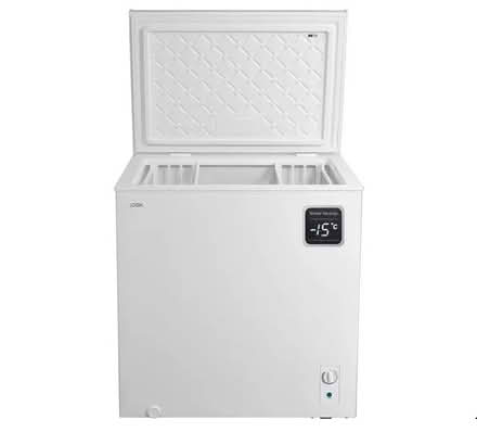 Photo of Chest Freezer - Small/Medium Size (Canterbury CT2) #2