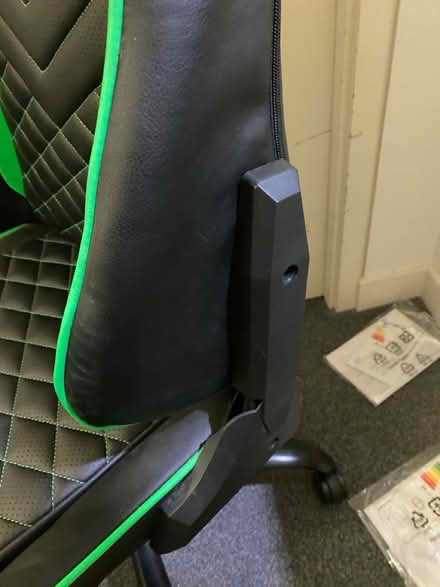 Photo of free Razor Gaming Chair “damaged” (London EC2) #3