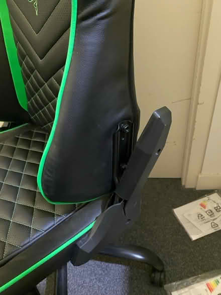 Photo of free Razor Gaming Chair “damaged” (London EC2) #2