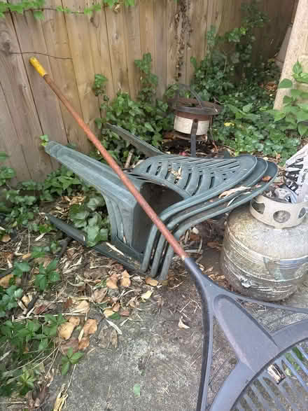 Photo of free Backyard chairs (Stuyvesant Heights) #4