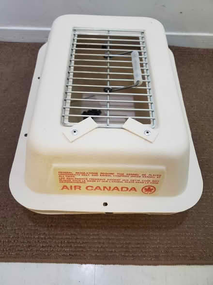 Photo of free Small animal airplane carrier (Baseline/Woodroffe, Nepean) #1