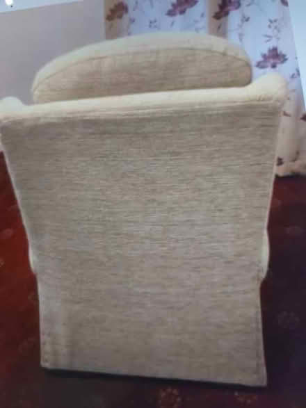 Photo of free cream armchair (Waverton CH3) #2