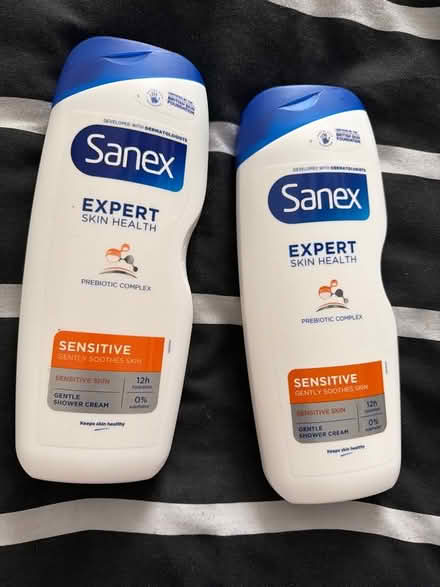 Photo of free Sensitive shower gel (Longsight M12) #1