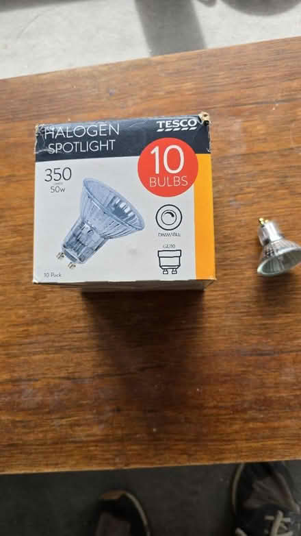 Photo of free Assorted bulbs (Donnybrook) #3