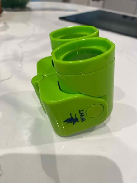 Photo of free Collapsible kids’ binoculars (Horsham RH13) #3