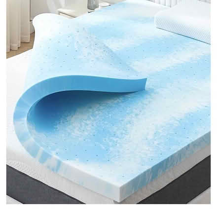 Photo of Memory foam mattress topper (Leaside) #1