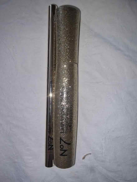 Photo of free No7 mascara,lip liner (SW16, norbury) #1