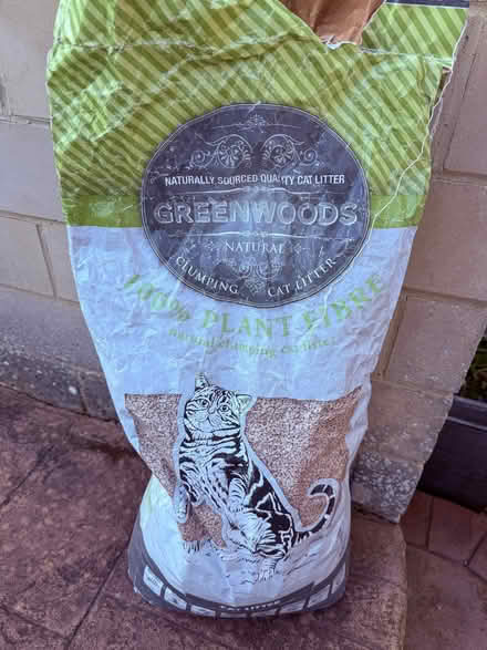 Photo of free Natural fiber clumping cat litter (Weston BA1) #1