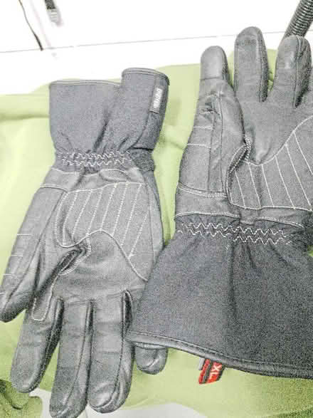 Photo of free Motorcycle gloves XL (Botley OX2) #2