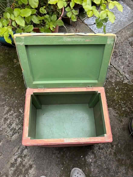 Photo of free Lloyd Loom storage box. (Mynydd LLandegai LL57) #3