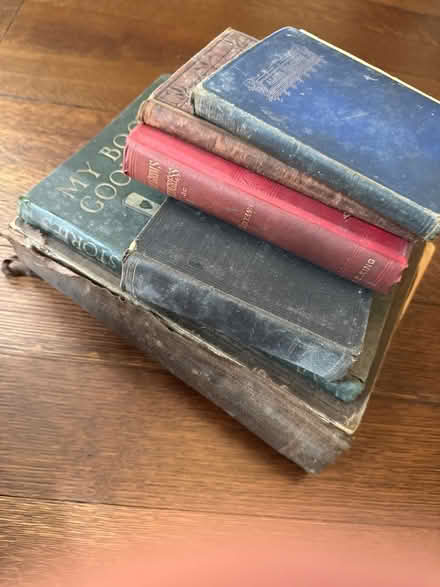 Photo of free Antique books (Nether Green S11) #1