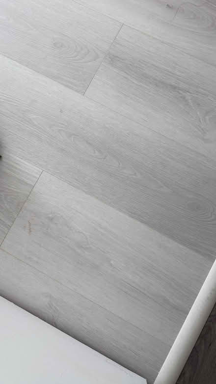 Photo of free artic laminated floor 1 box (E28FS) #2