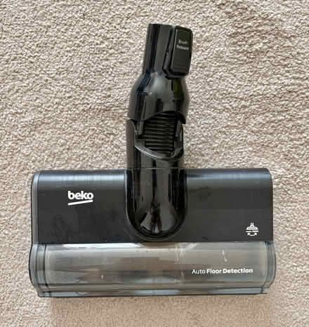 Photo of free Cordless vacuum cleaner (repair or spares) (Norfolk Park S2) #4