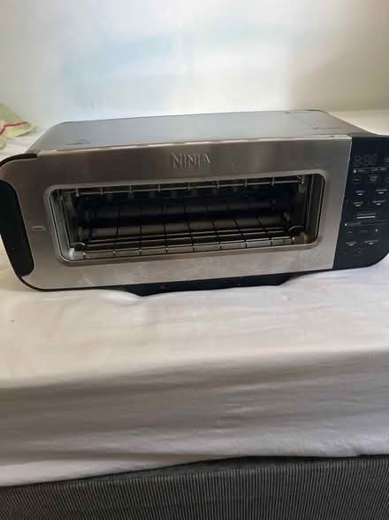 Photo of free Ninja toaster grill (Windsor SL4) #2