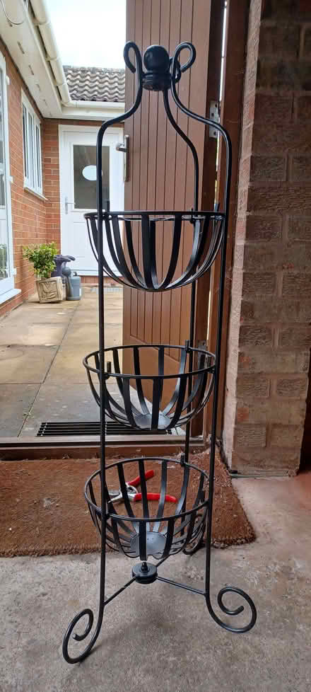 Photo of free Plant basket stand (Longden SY5) #1