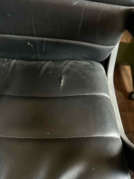 Photo of free Office chair (84th & Washington) #2