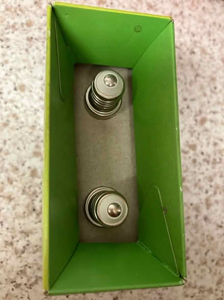 Photo of free Golf E14 lightbulbs LED 25w equiv (Raynes park SW20) #3