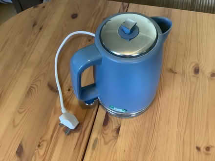 Photo of free Blue kettle (White City W10) #2