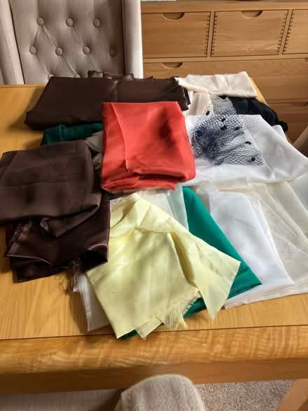 Photo of free Selection of fabrics (Stock CM4) #1