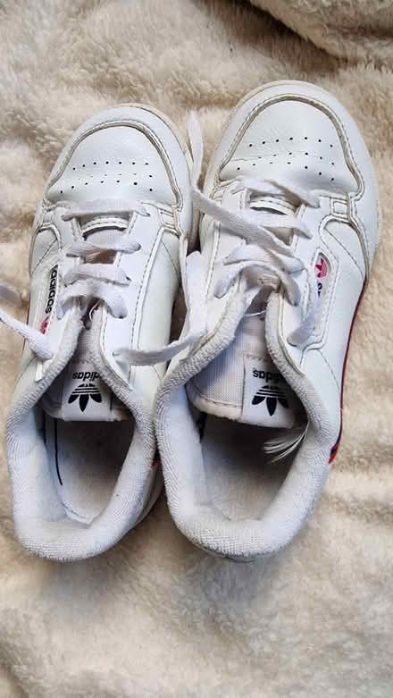 Photo of free Kid's Adidas snickers (Clovenstone EH14) #2