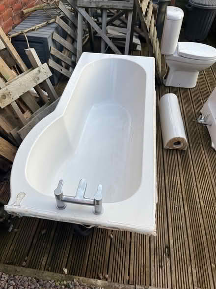 Photo of free Bath toilet, sink and pedestal (Heage DE56) #1