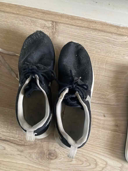 Photo of free Very old trainers and flip flops (Loughton IG10) #4