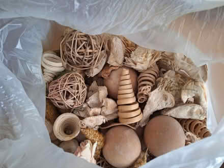 Photo of free Glass bowls & pot pourri (Forestgreen) #2