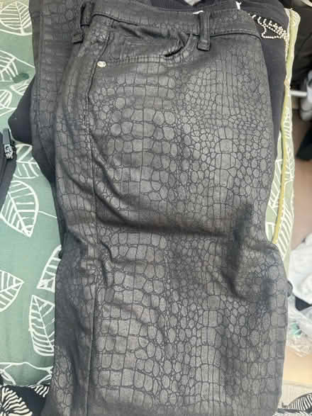 Photo of free River island trouser and top (East dulwich SE22) #2