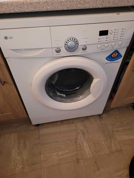 Photo of free Working washing machine (Saint George's CO2) #1