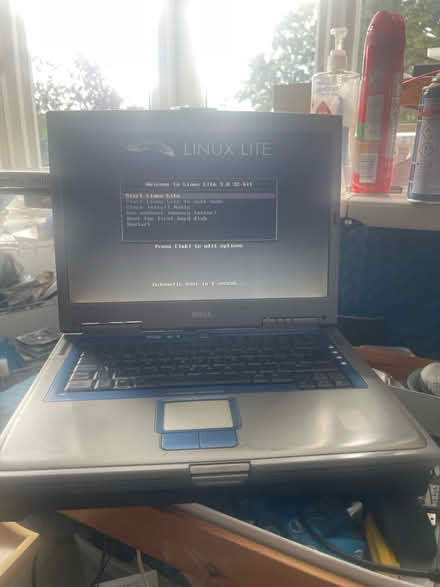 Photo of free Linux laptop For student (ealing W5) #3