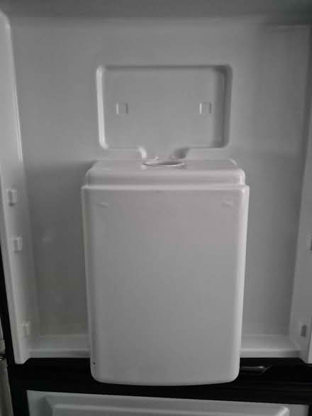 Photo of Beko fridge shelves (L35) #1