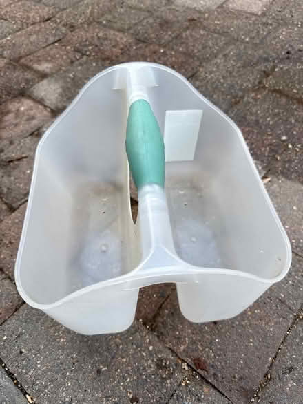 Photo of free Cuddie for bottles or bathroom (Clarendon metro,Arlington, VA) #1