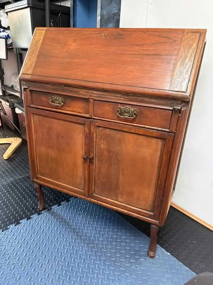 Photo of free Antique bureau (Roffey RH12) #1