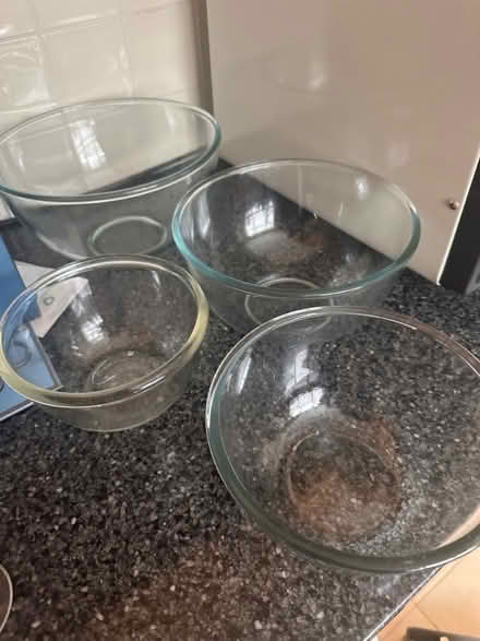 Photo of free Glass kitchen bowls (High Wycombe HP11) #1