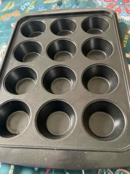 Photo of free Cake/muffin tins (SW11) #3
