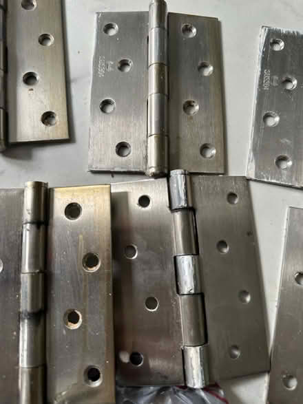 Photo of free Door hinges (W42lu) #2