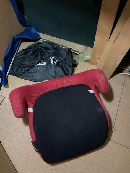 Photo of free Child’s boost seat (RH16) #1
