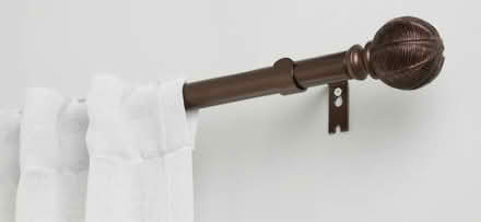 Photo of free Extendable metal curtain rod (Thornhill) #1