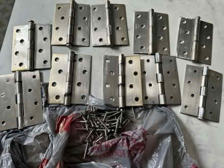 Photo of free Door hinges (W42lu) #1