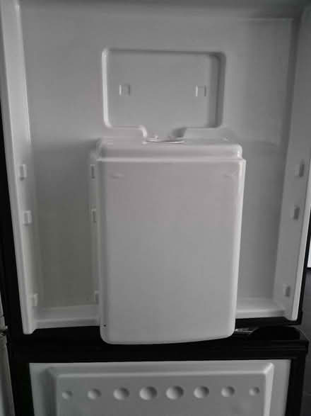 Photo of Beko fridge shelves (L35) #2
